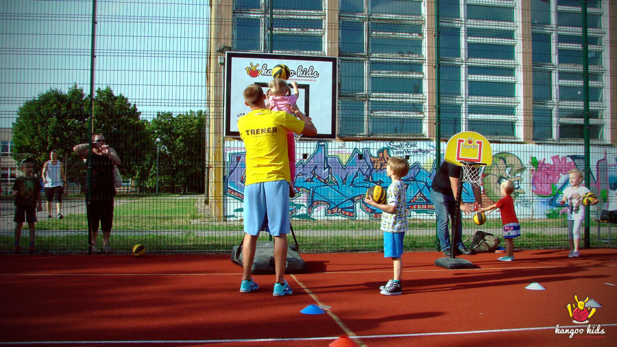 Szkoła Koszykówki Kangoo Kids